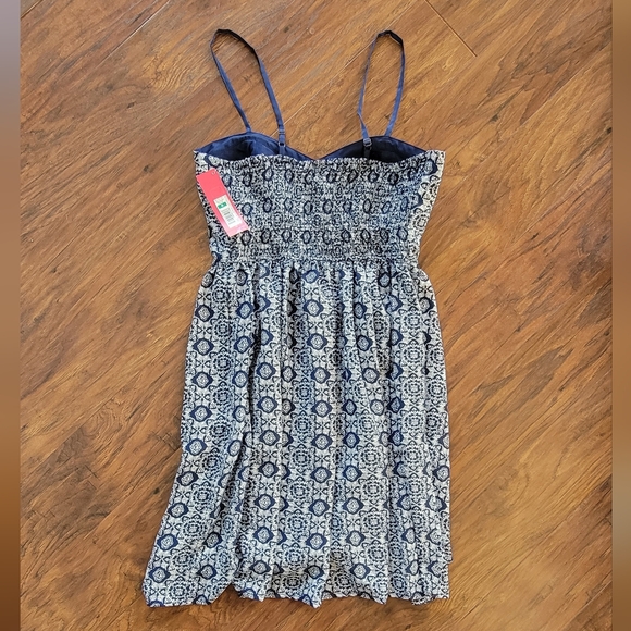 Summer Sundress Blue NWT Never Worn Size Medium Dress - Picture 2 of 11